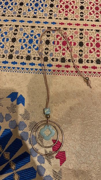 Collier à pendentifs long