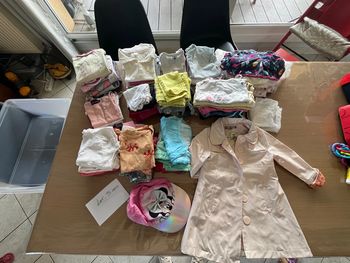 Gros lot été printemps  3 ans filles très bon état et bon état