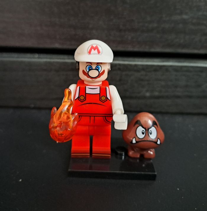 Figurine Mario blanc type Lego - photo numéro 1