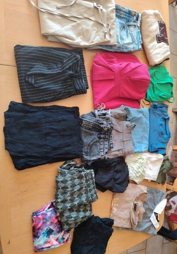 Lot de 20 vêtements femme taille XS très bon état plusieurs marques lot 2 