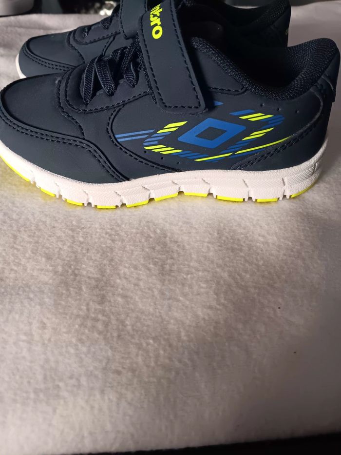 Basket Umbro - photo numéro 2