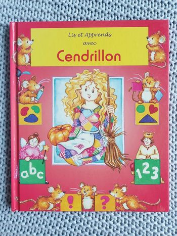 Lis et apprends avec Cendrillon