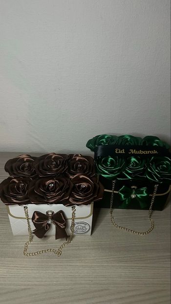 Petit sac cadeau fleurs éternelles (Satin)