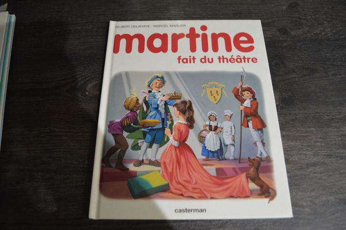 Livre Martine fait du théâtre Casterman Numéro 7