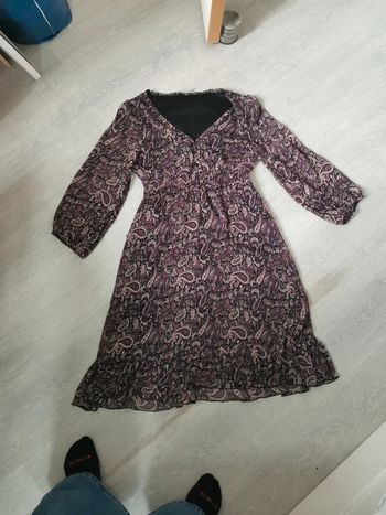 Robe manche voile et ceintrée