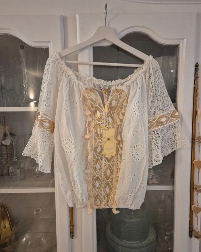 Ensemble bohème jupon et haut dentelle et broderies blanc et doré neuf T S/M - photo numéro 2