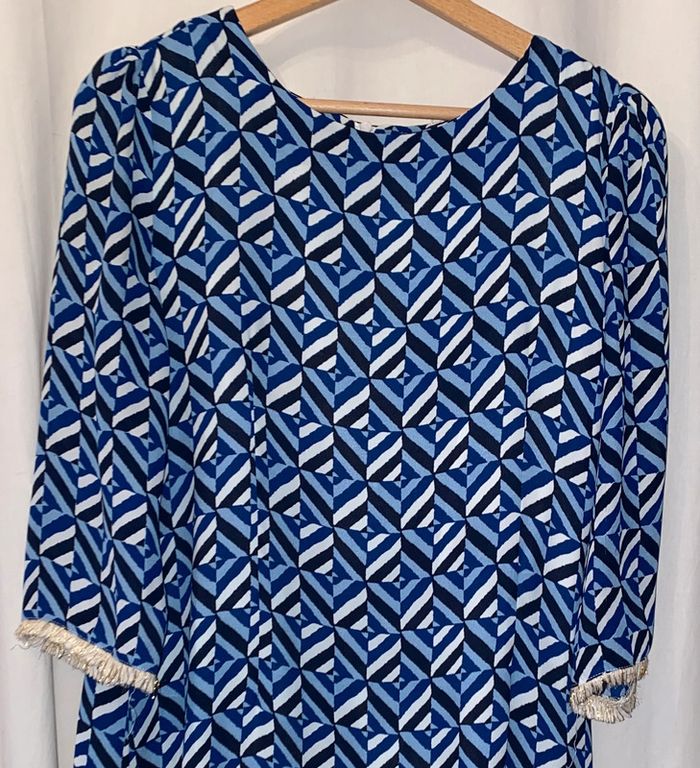 robe Suncoo taille 2 valeur 115 euros - photo numéro 2