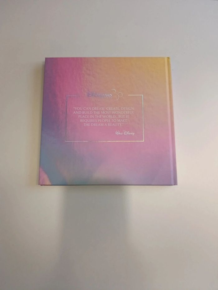 Exclusif! Livre 30 ans cast member Disneyland Paris - photo numéro 2