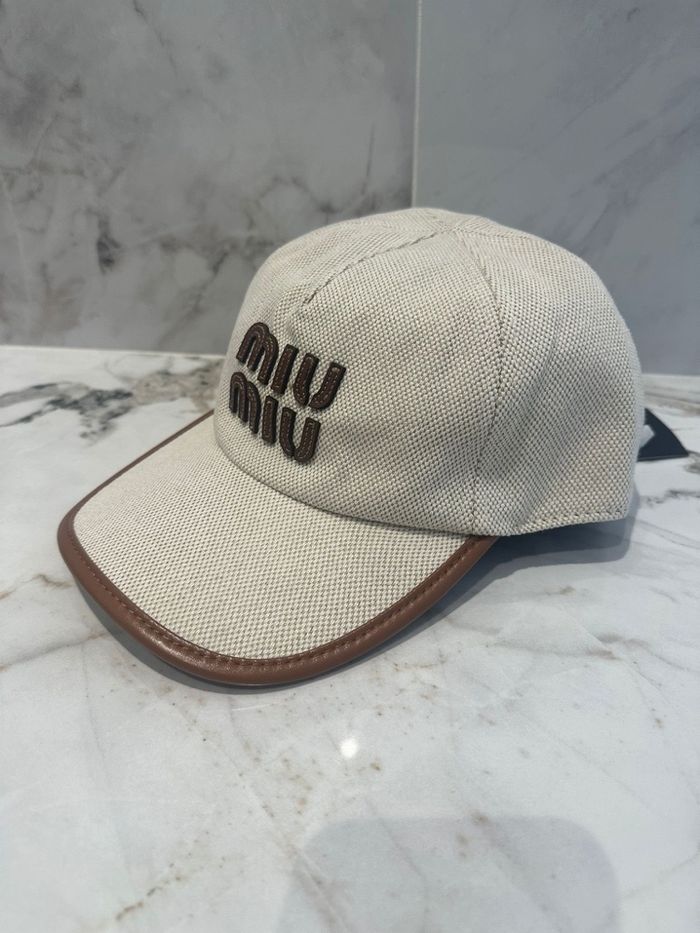 Casquette Miu Miu - photo numéro 3