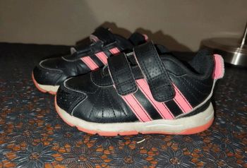 Basket fille adidas 23