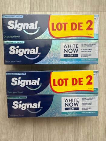 Lot 4 dentifrice Signal white now Fresh kiss neuf