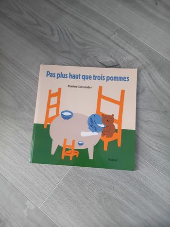 Livre Pas plus haut que trois pommes