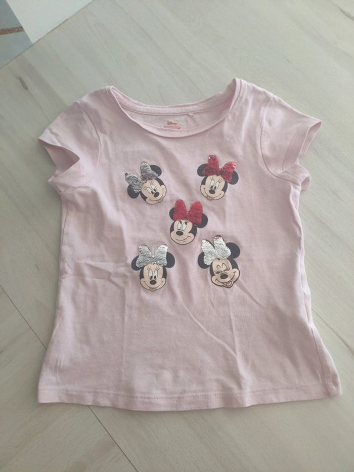 Très joli t shirt rose Minnie à sequins Orchestra Disney 3 ans