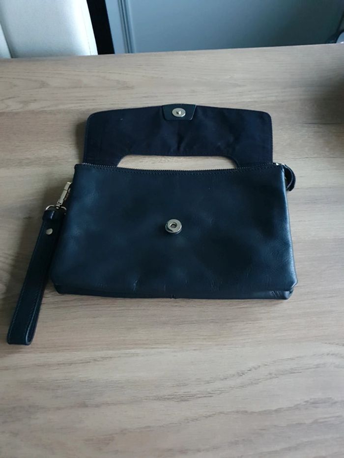 Pochette noire - photo numéro 2