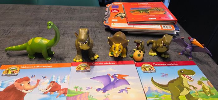 Lot figurine Dinosaure et ses livres - photo numéro 3