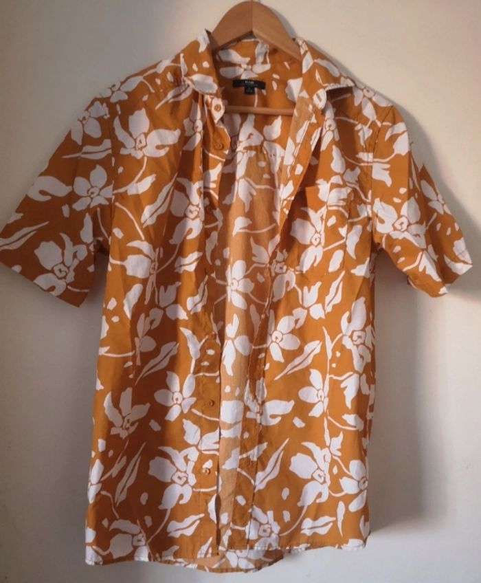 Chemise à fleur