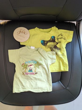 Lot de 2 tee shirts vert 6 mois