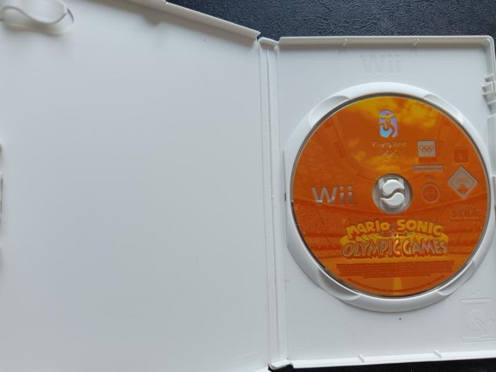 Nintendo - Wii - Mario & Sonic aux Jeux olympiques - photo numéro 3