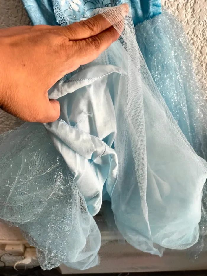 Robe majestueuse bleu avec accessoires neuve 130 cm - photo numéro 5