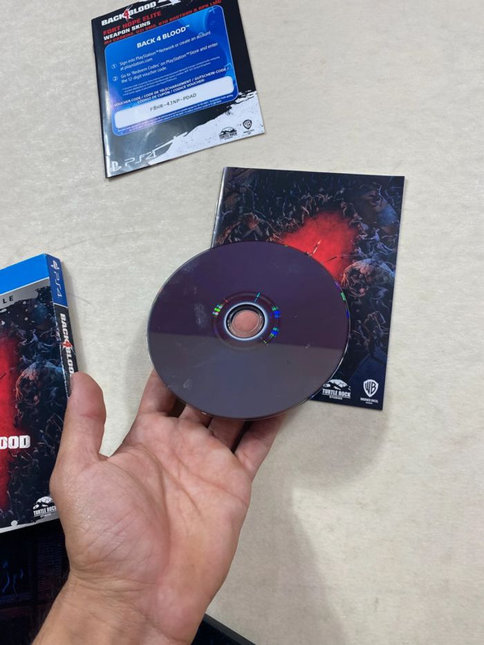🎮 Back 4 Blood - Édition Spéciale sur PS4 – avec steelbook, livret & code inclus 💥 - photo numéro 6