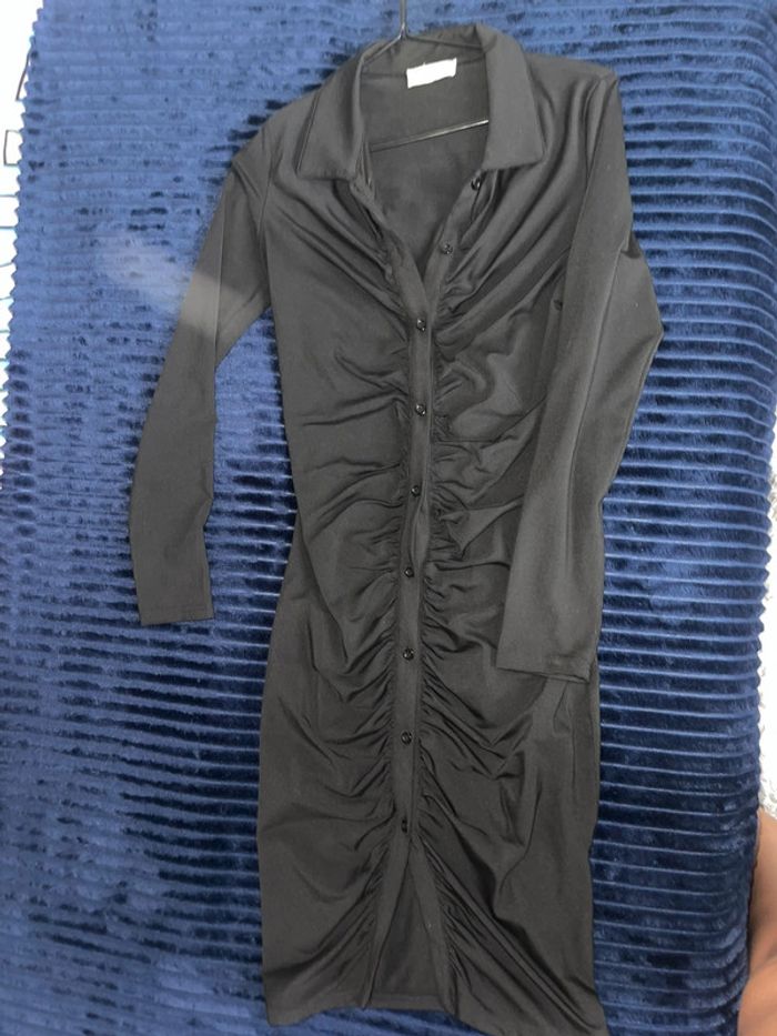 Robe moulante - photo numéro 4