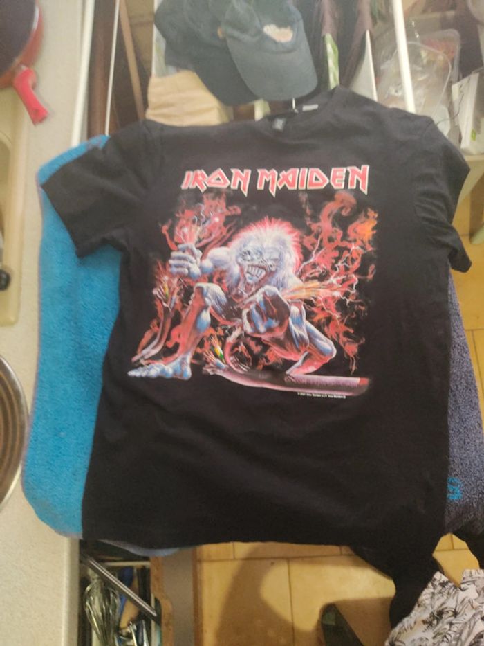 Tee-shirt Iron maiden.