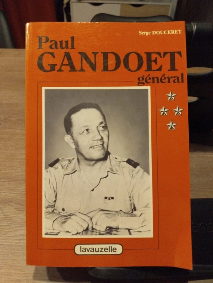 Livre Paul Gandoet