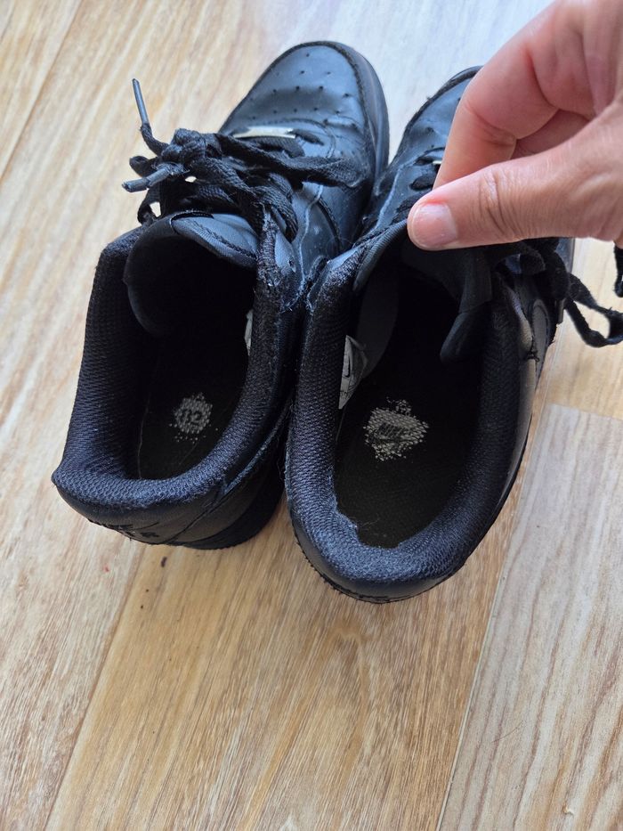 Basket nike Air force 1 noire 38 - photo numéro 9