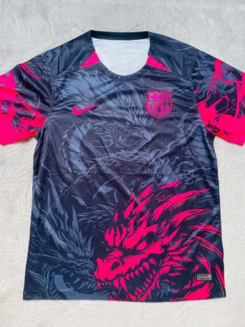 Maillot concept foot Barça noir et rouge  dragon taille M