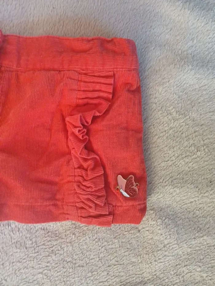 Short velours rouge - photo numéro 2