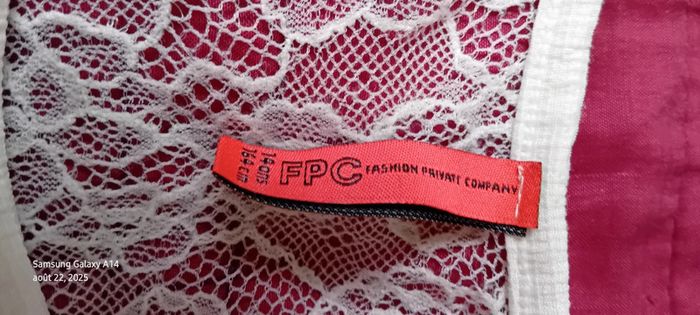 Haut blanc sans manches avec dentelle aspect gaufré fille 14 ans FPC - photo numéro 14