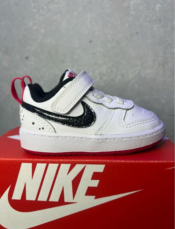 Baskets Nike bébé – Taille 21 EU – Très bon état - photo numéro 6