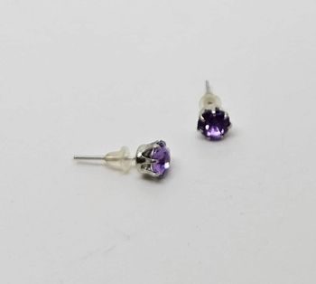 Paire de boucles d'oreilles 
Neuve violet 01