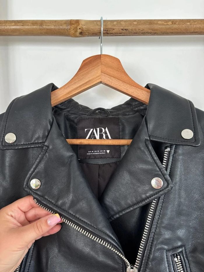 Veste en cuir noire Zara taille M - photo numéro 3