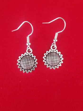 Boucles d'oreilles pendante argenté fleur de tournesol