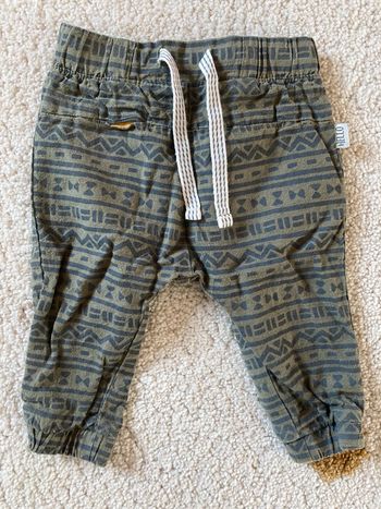 Pantalon neuf 6 mois