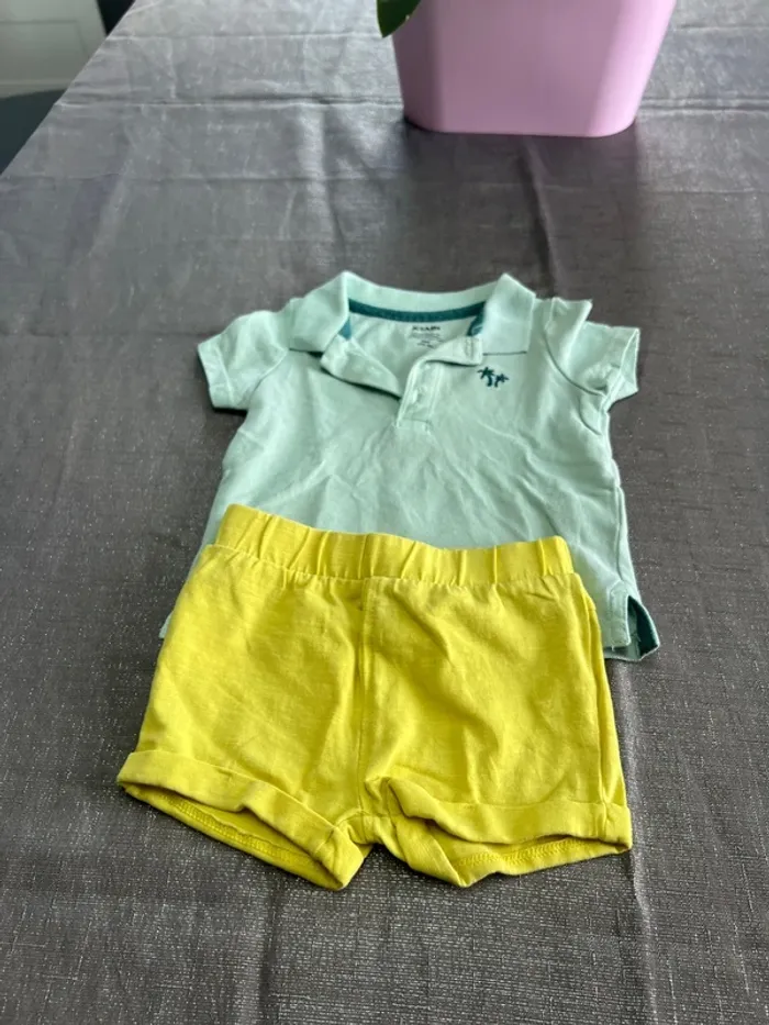 Ensemble t-shirt et short