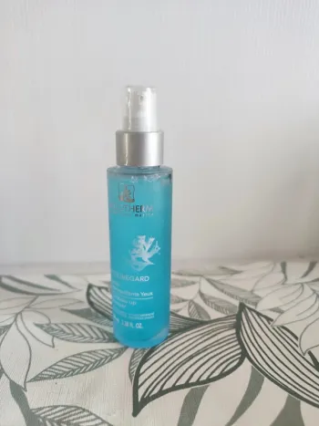 Algotherm lotion demaquillante yeux 100ml à utiliser 9 mois après ouverture valeur 19€