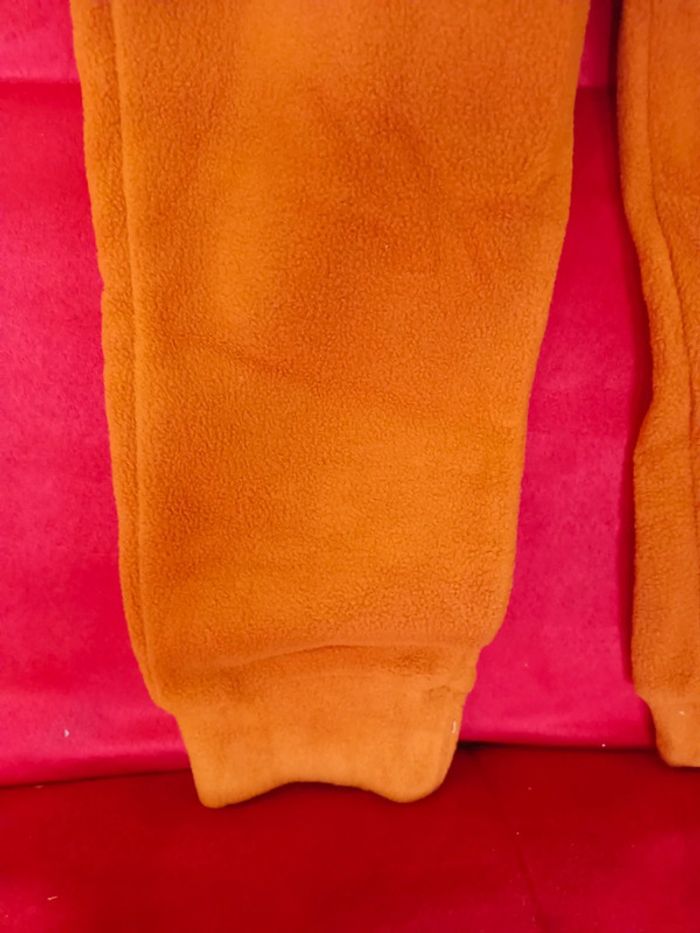 Pantalon polaire neuf 5 ans - photo numéro 3