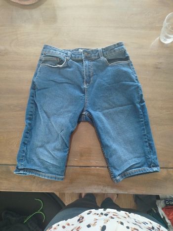 Short jeans