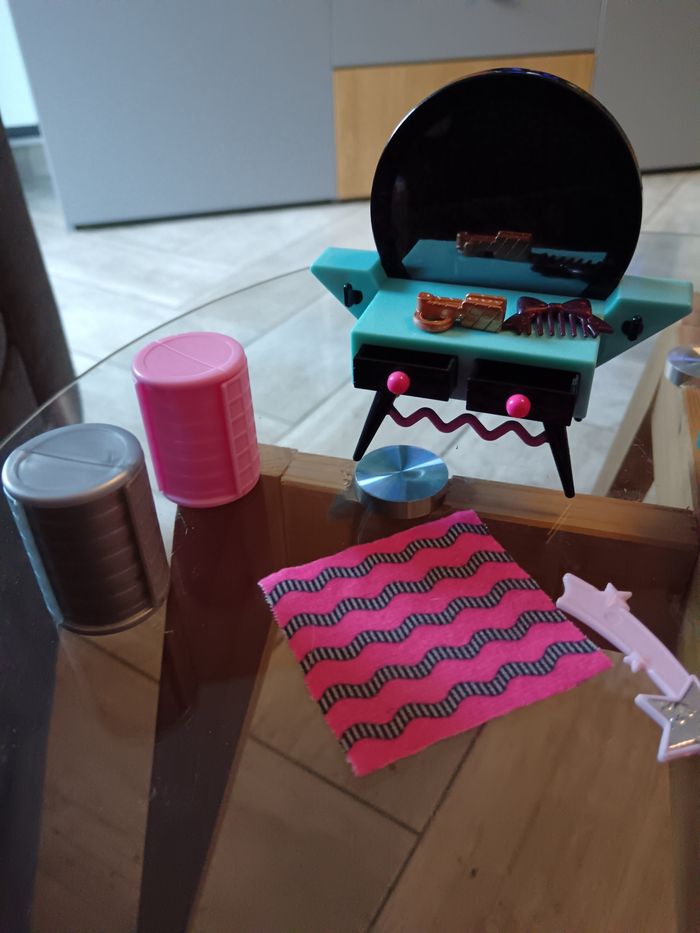 Salon de coiffure lol surprise - photo numéro 3