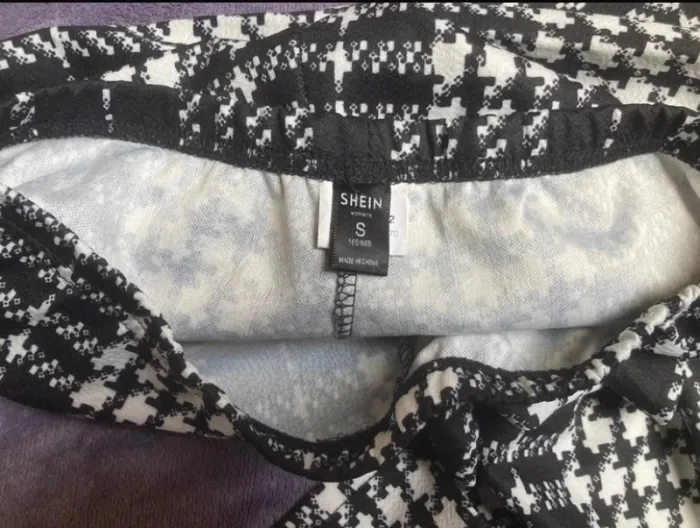 Lot de 2 leggings Shein taille S - photo numéro 7