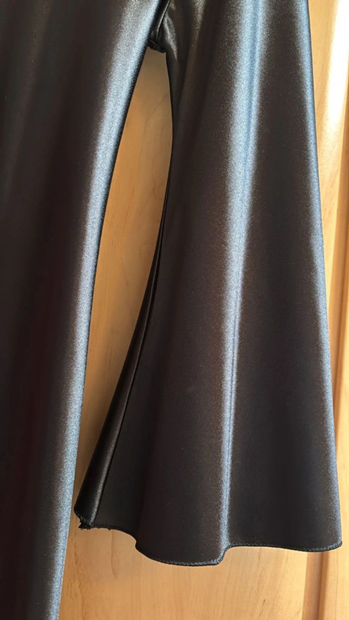 Robe longue satin neuf - photo numéro 3