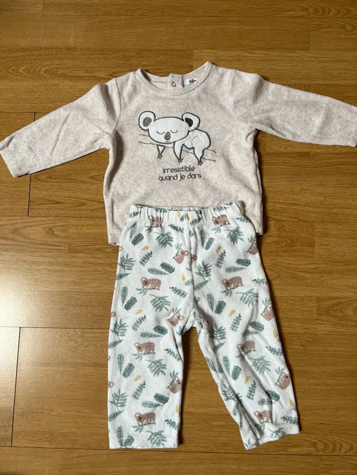 Lot de 4 pyjamas velours 18 mois - photo numéro 4