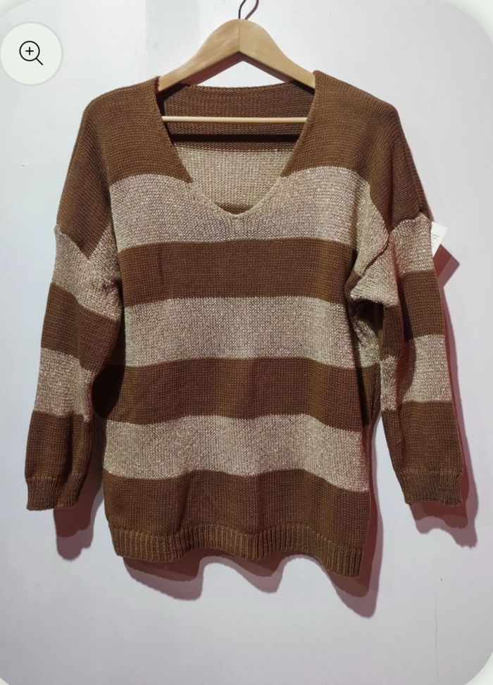 Pull à rayure dorées - photo numéro 2