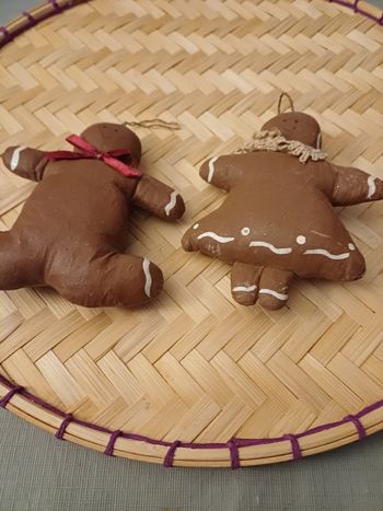 Lot de 2 décorations pain d'épices 12 cm