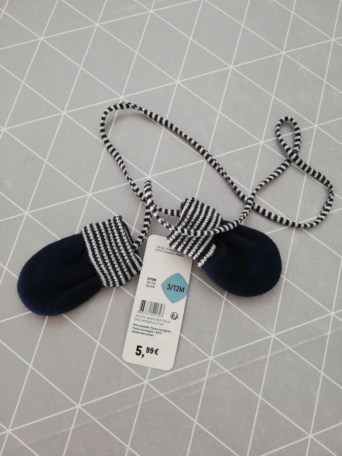 Lot 6 mois neuf garçon - photo numéro 5