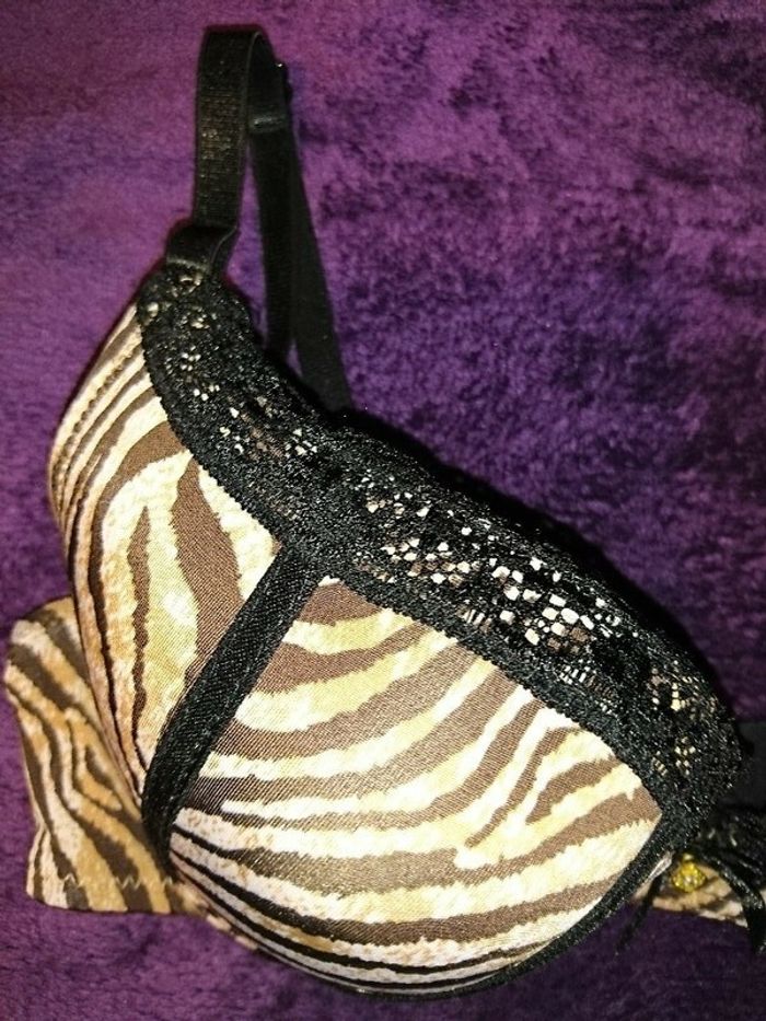 Soutien-gorge coque rembourré zébré avec strass - photo numéro 3