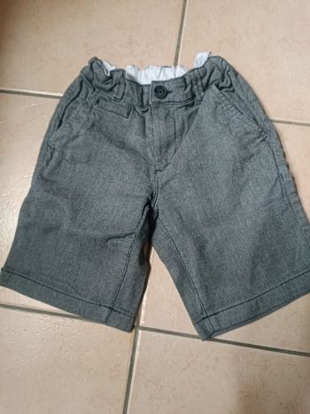 Short bleu chiné Kiabi 8 ans