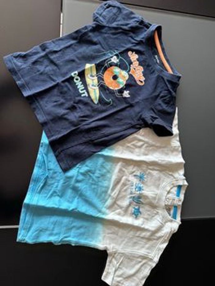 Lot 2 t-shirt 3 ans donuts bleu palmiers